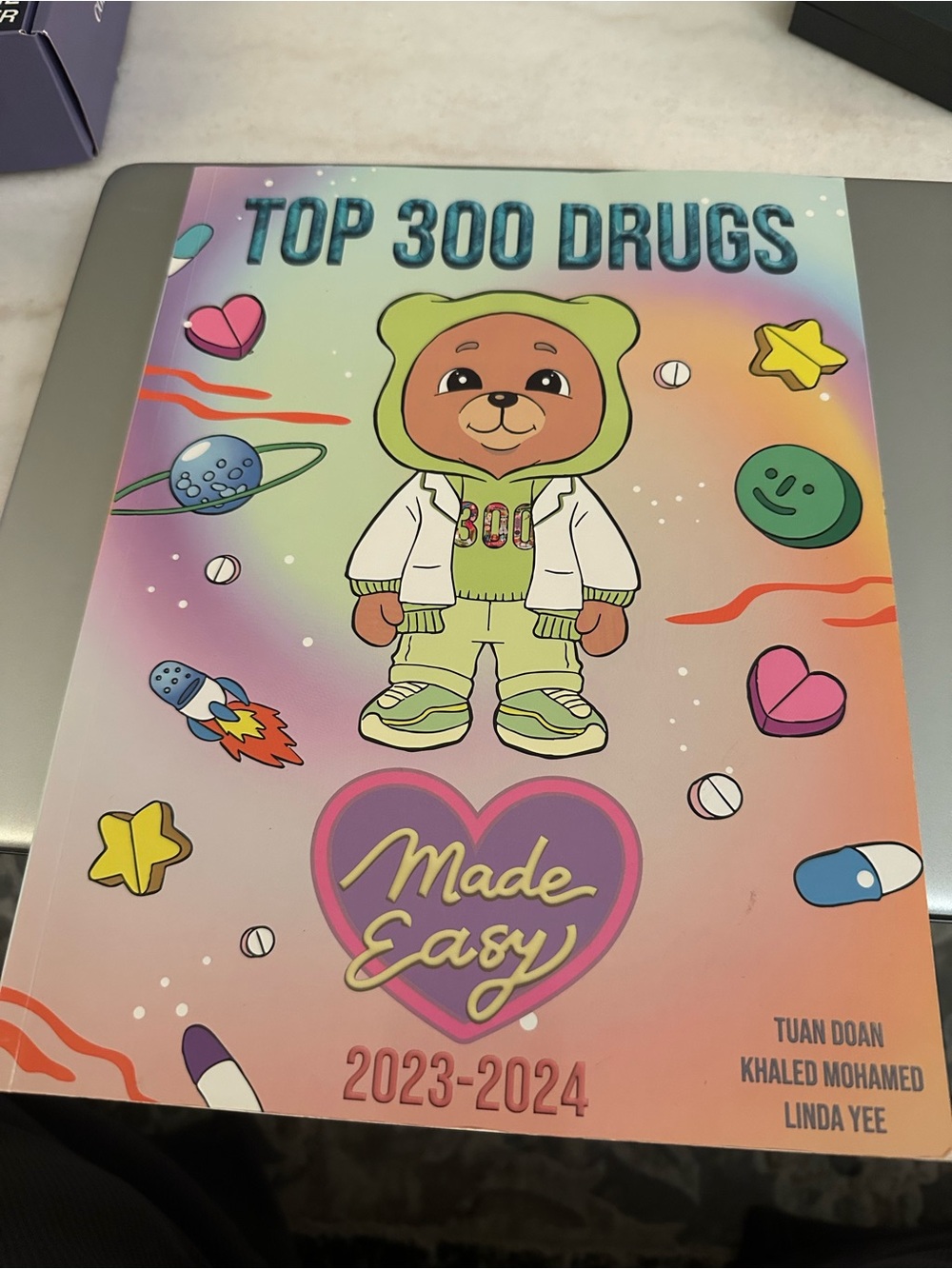 Top 300 Drugs Made Easy 2023-2024 - Pastel Multicolor Cover